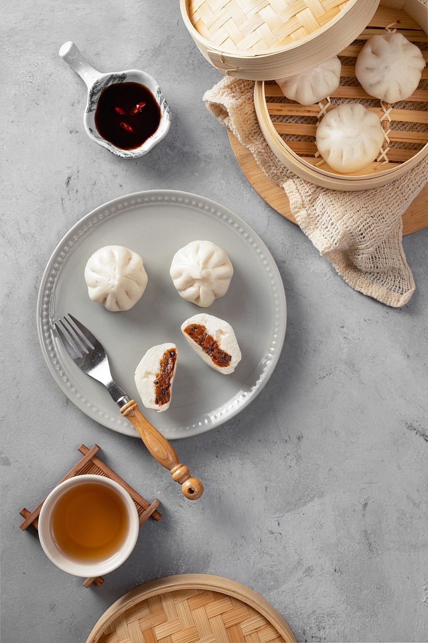 dĂ©couvrez l'univers de la cuisine, un voyage sensoriel oĂč saveurs, techniques et crĂ©ativitĂ© s'entremĂȘlent. explorez des recettes dĂ©licieuses, des astuces de chefs et des conseils pour sublimer vos plats au quotidien.